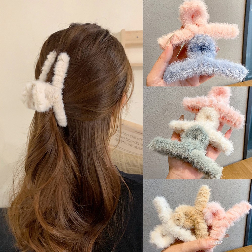 Women'S Winter Accessories Set - Fluffy Plush Faux Fur Big Crab