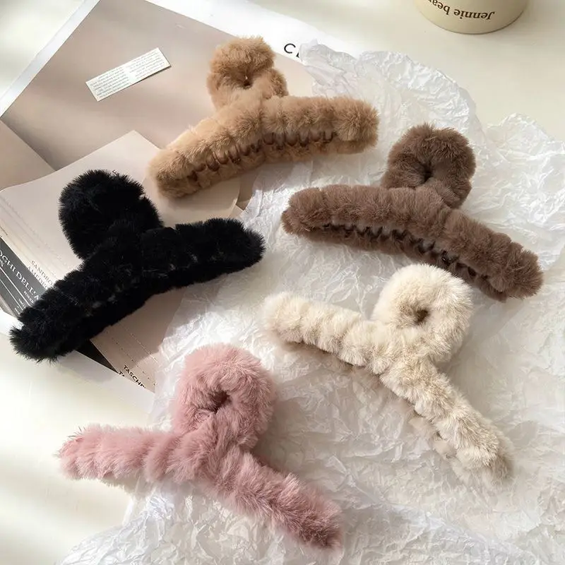 Large Plush Hair Claw Shark Cl - Women'S Winter Accessories Set ulasan dan harga